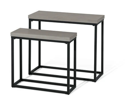 Sada konzolových stolků s polycementovou deskou a černým rámem.