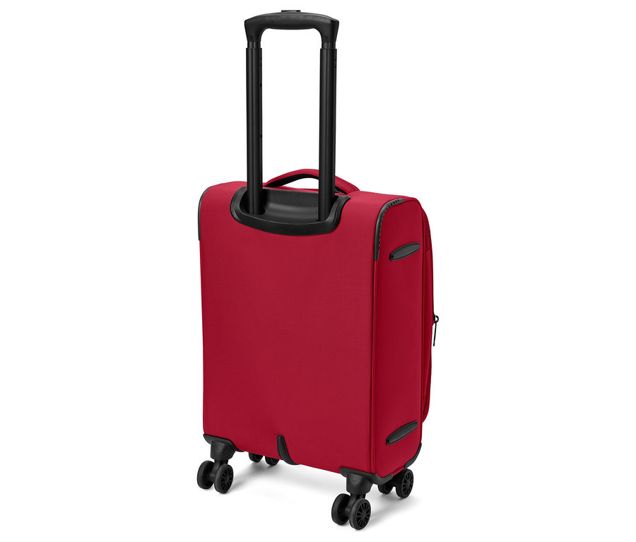 Červený kufr na kolečkách s černou rukojetí.