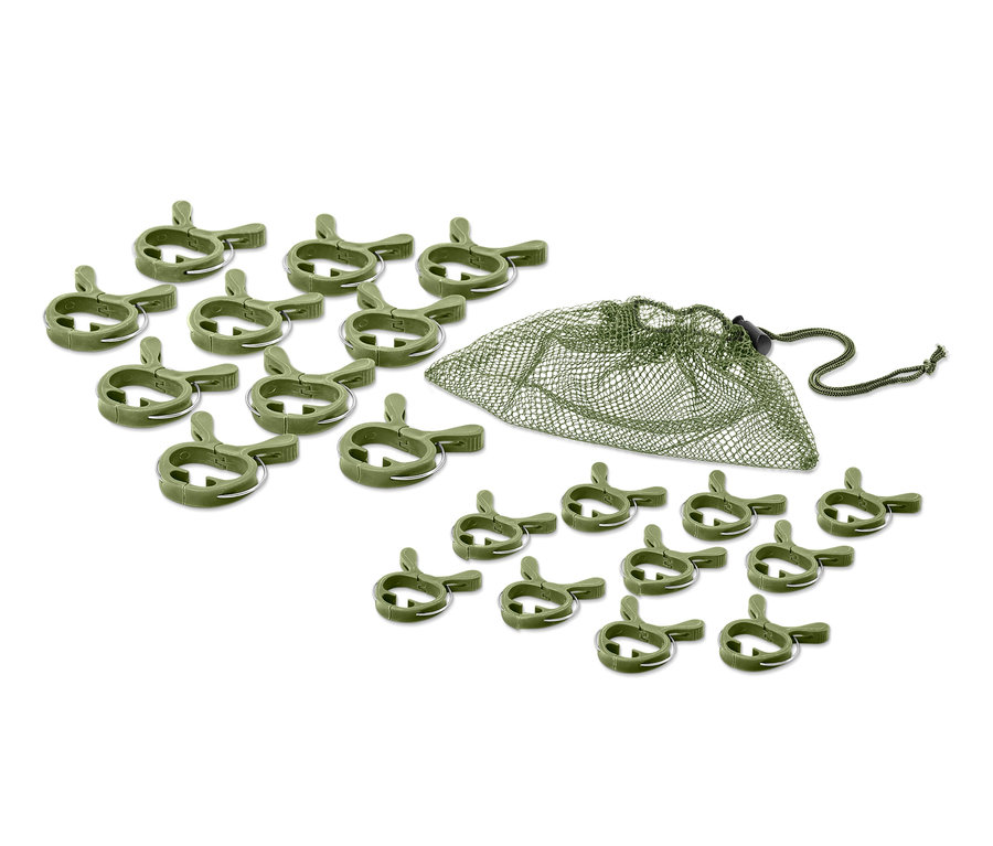 Zobrazeno dvacet zelených svorek na rostliny a zelený síťovaný sáček.