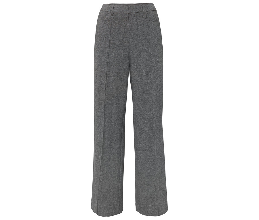 Šedé kalhoty se širokými nohavicemi, zepředu.