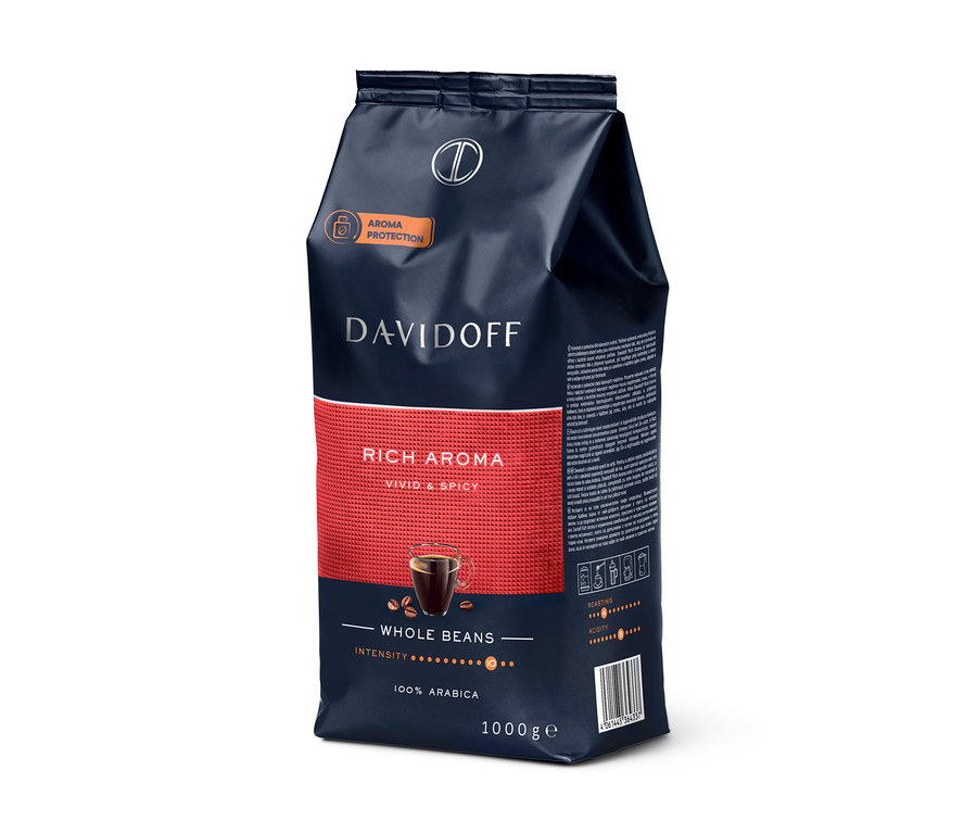 Balení zrnkové kávy Davidoff Rich Aroma 1 kg.