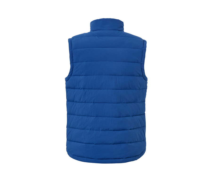 Detail zadní strany prošívané vesty.