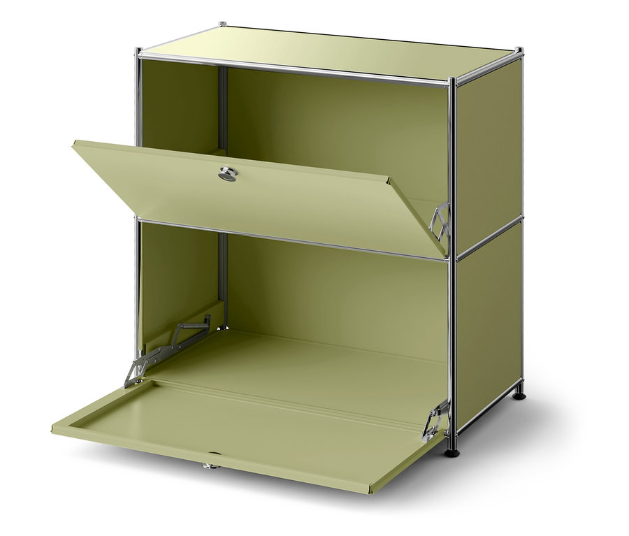 Zelená skříňka se dvěma otevřenými dvířky.