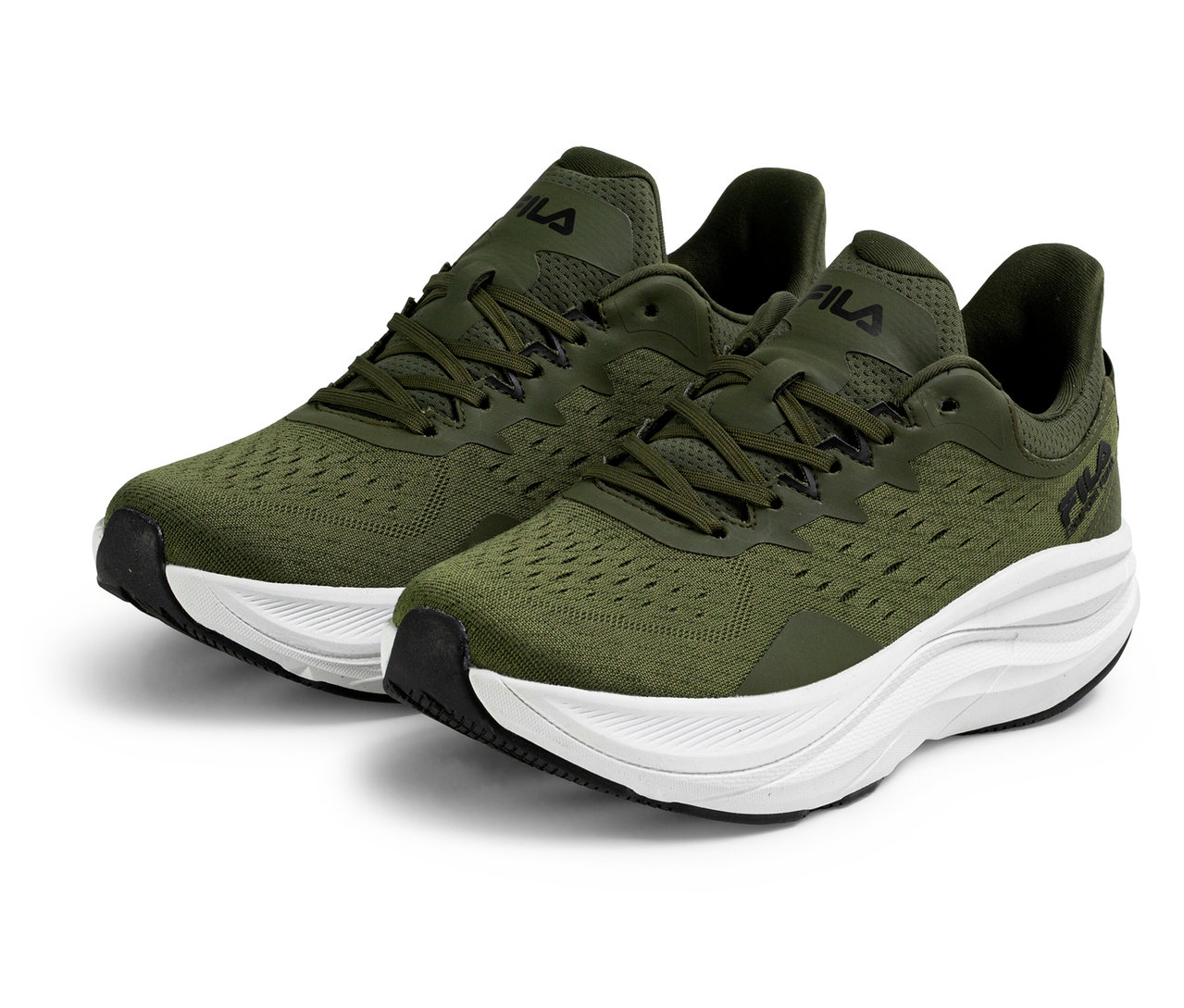 Dvoje pánské tenisky FILA Retron, beetle/white, stojí na bílém pozadí.