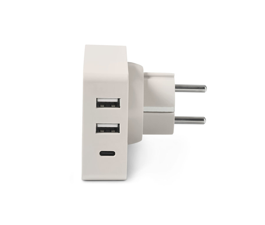 Detailní záběr bílého USB adaptéru 4 v 1.