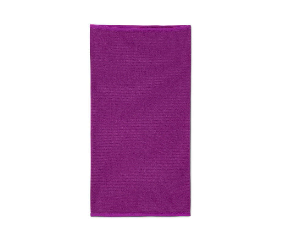 Fialový multifunkční šátek na bílém pozadí.