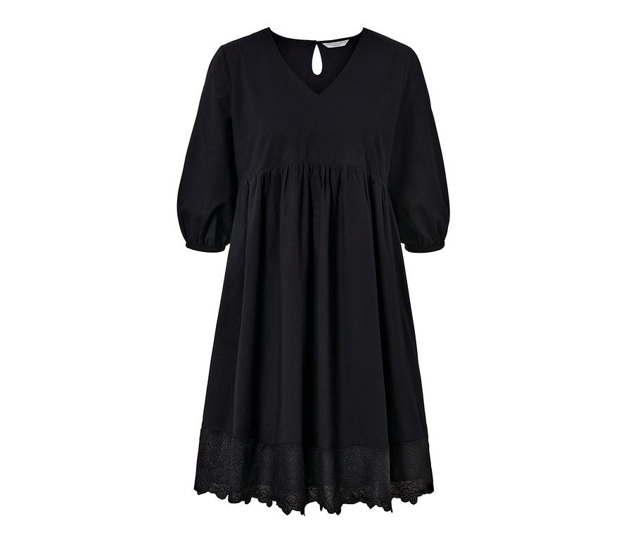 Černé tkané šaty s výšivkou.