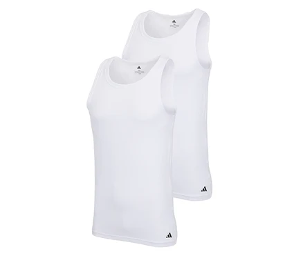 Dvě bílá tílka adidas Active Flex, jedno je umístěno mírně před druhým. Obě mají kulatý výstřih, široká ramínka a malé černé logo adidas u spodního lemu.