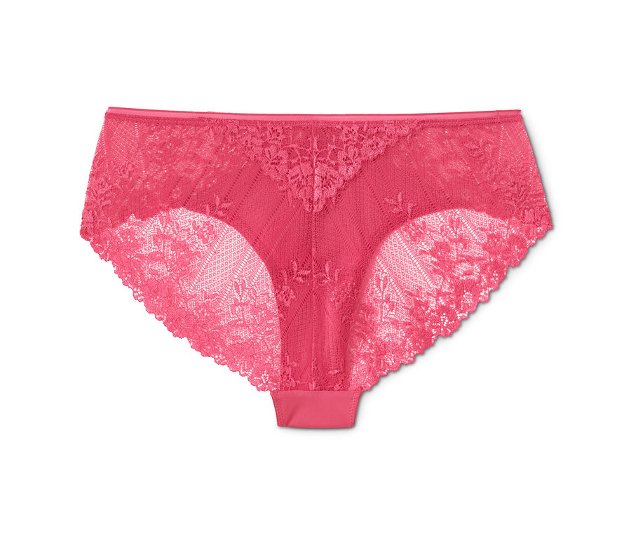 Detail růžových brazilských kalhotek, 2 ks, s květinovou krajkou na bílém pozadí.