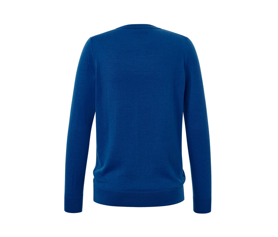 Modrý svetr z vlny merino.