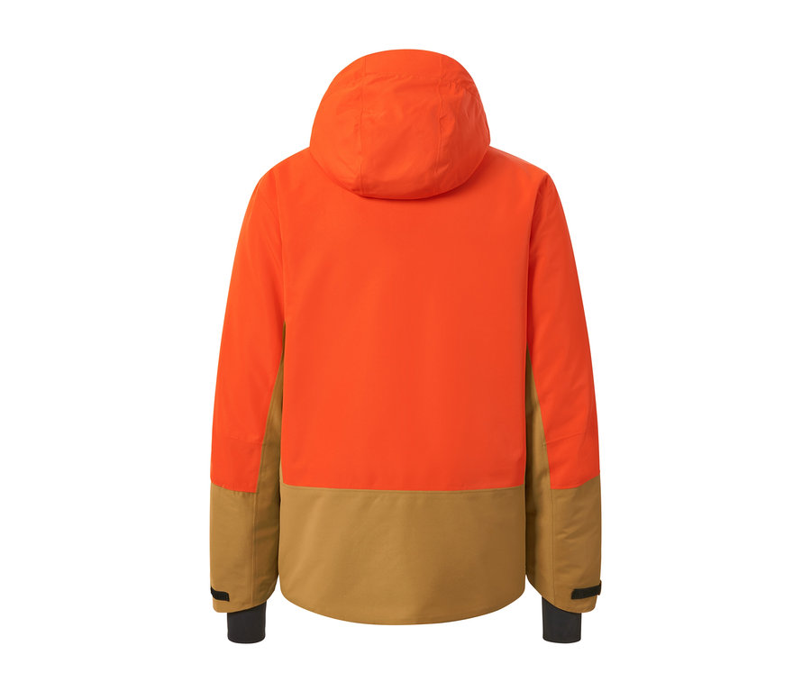 Detail zadní strany oranžovo-hnědé lyžařské bundy.