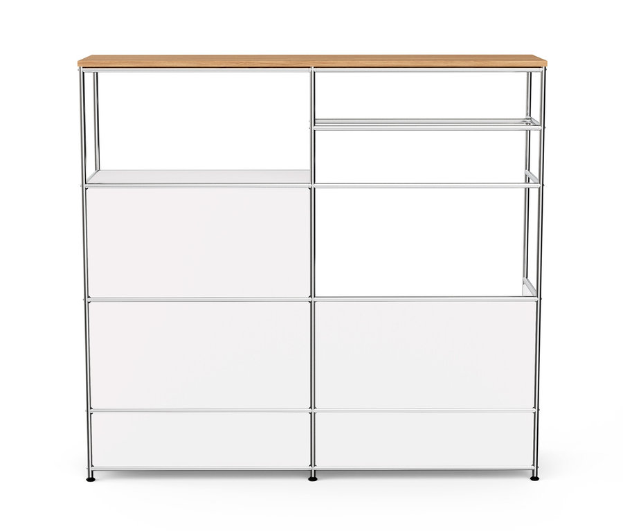 Bílá kovová skříň »CN3« s dřevěnou deskou, 1 šatní tyčí, 1 výklopnými dvířky a 3 zásuvkami.