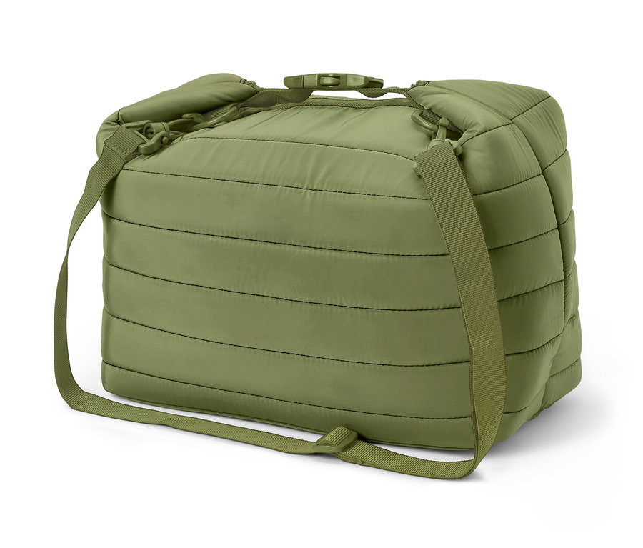 Zelená chladicí taška s popruhem.