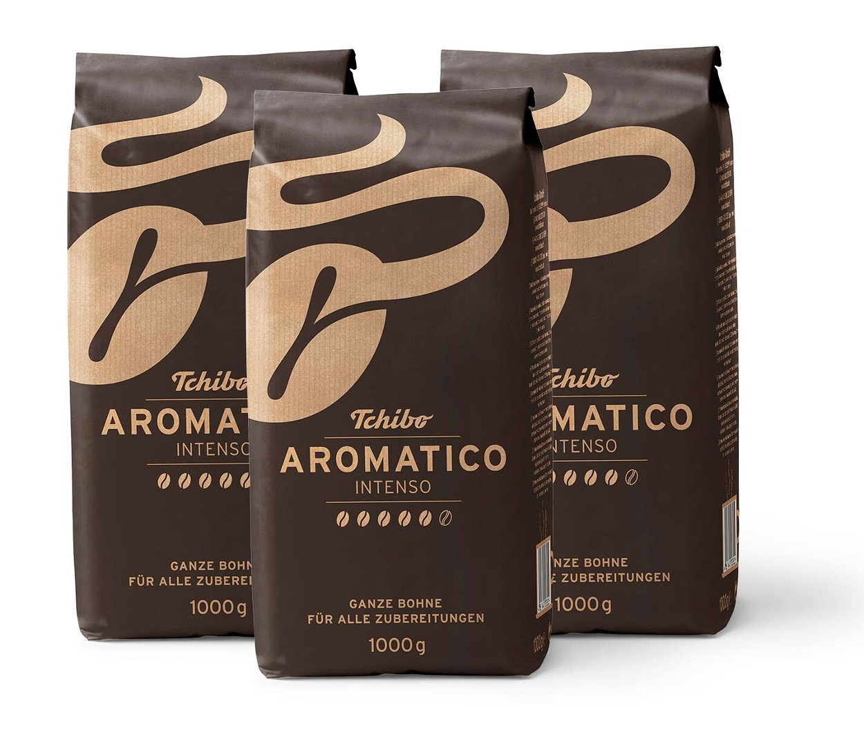 Tři balení zrnkové kávy Aromatico Intenso po 1 kg.