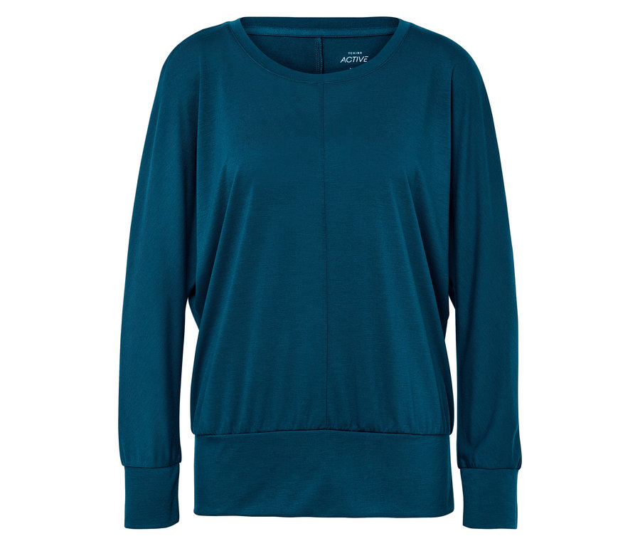 Modré triko na jógu s dlouhými rukávy.