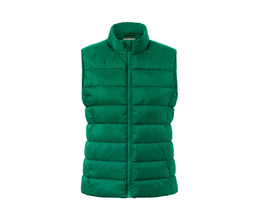 Zelená prošívaná vesta.