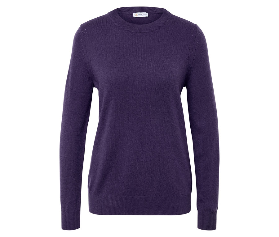 Fialový svetr s dlouhým rukávem na bílém pozadí.