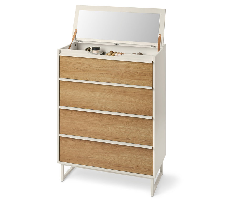 Čelní pohled na komodu se čtyřmi zásuvkami s otevřeným zrcadlem a kosmetikou.