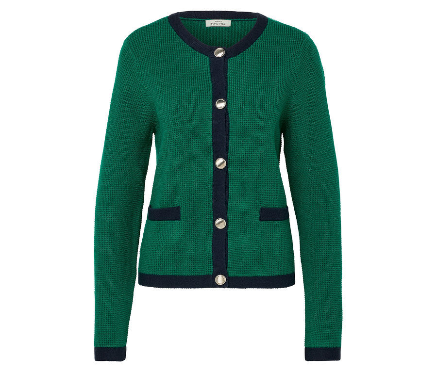 Zelený kardigan ze strukturovaného úpletu s tmavě modrými akcenty a stříbrnými knoflíky.