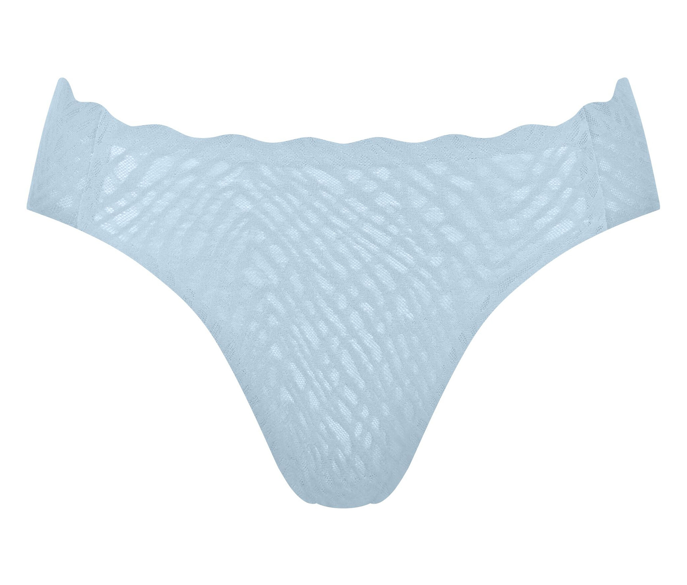 Světle modré dámské spodní prádlo s vlnitým pasem.