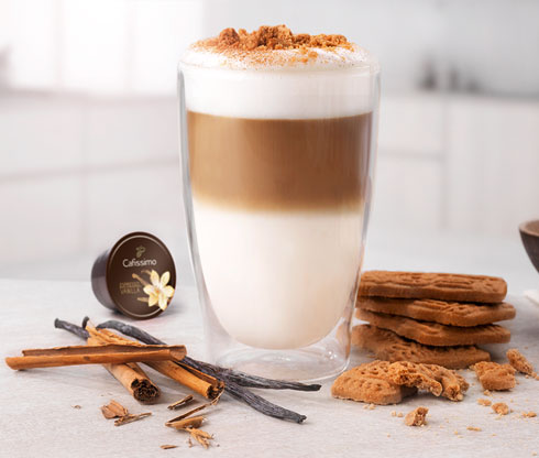 Latte se sušenkami spekulatius