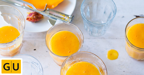 Broskvovomangové smoothie